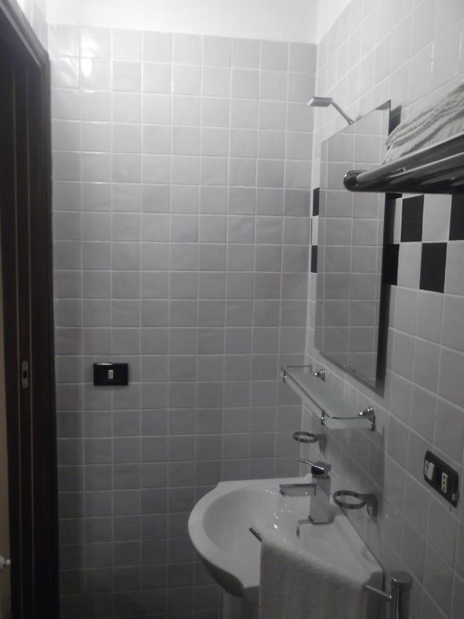 Perla Del Mare Panzió Bari Kültér fotó